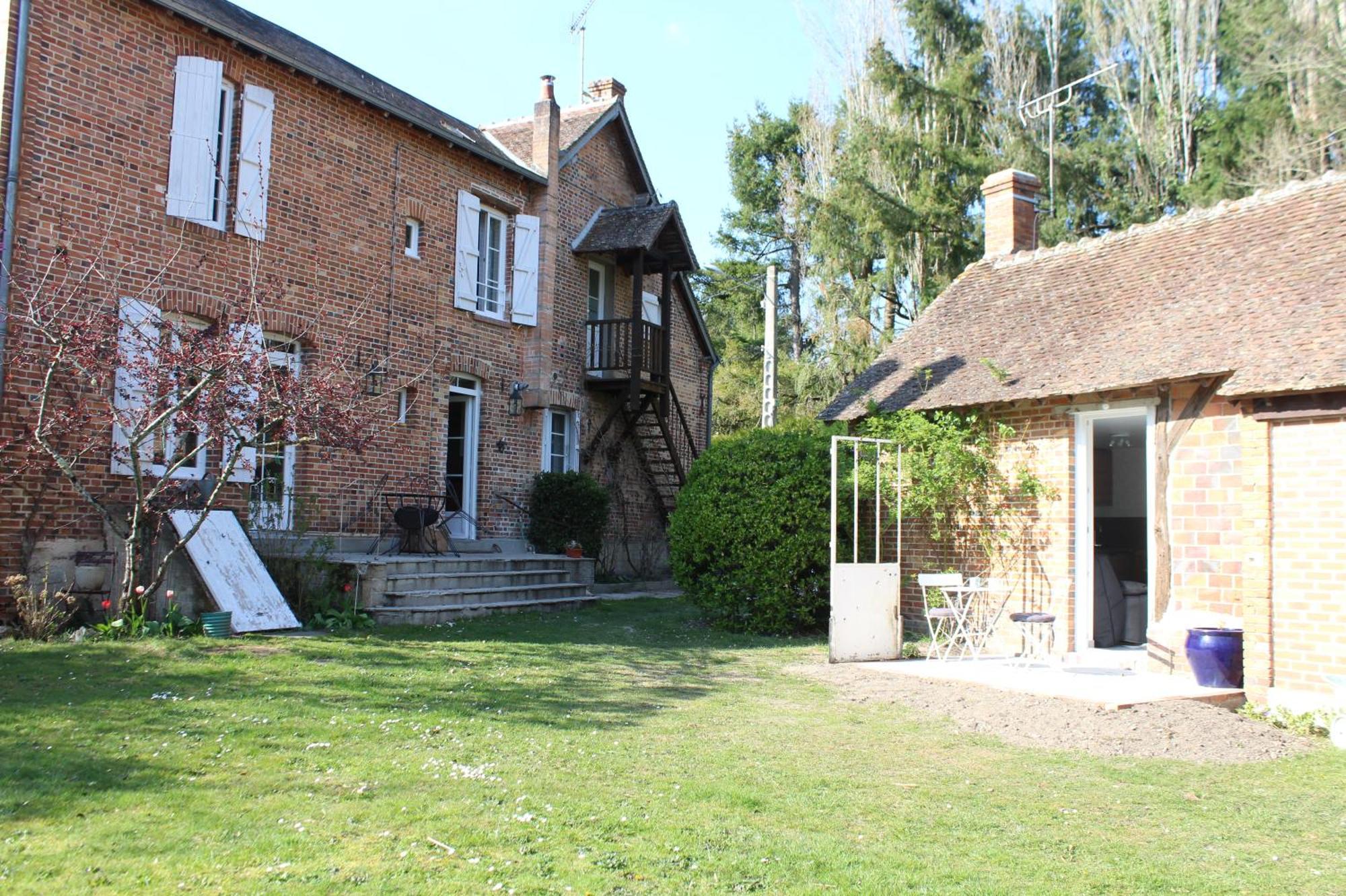 Brinon-sur-Sauldre Chez Santia 빌라 외부 사진